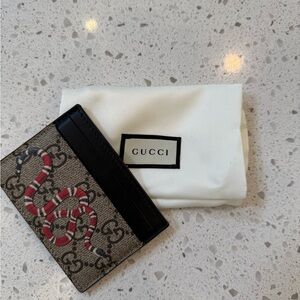 Gucci Beige and Black Snake Card Holder